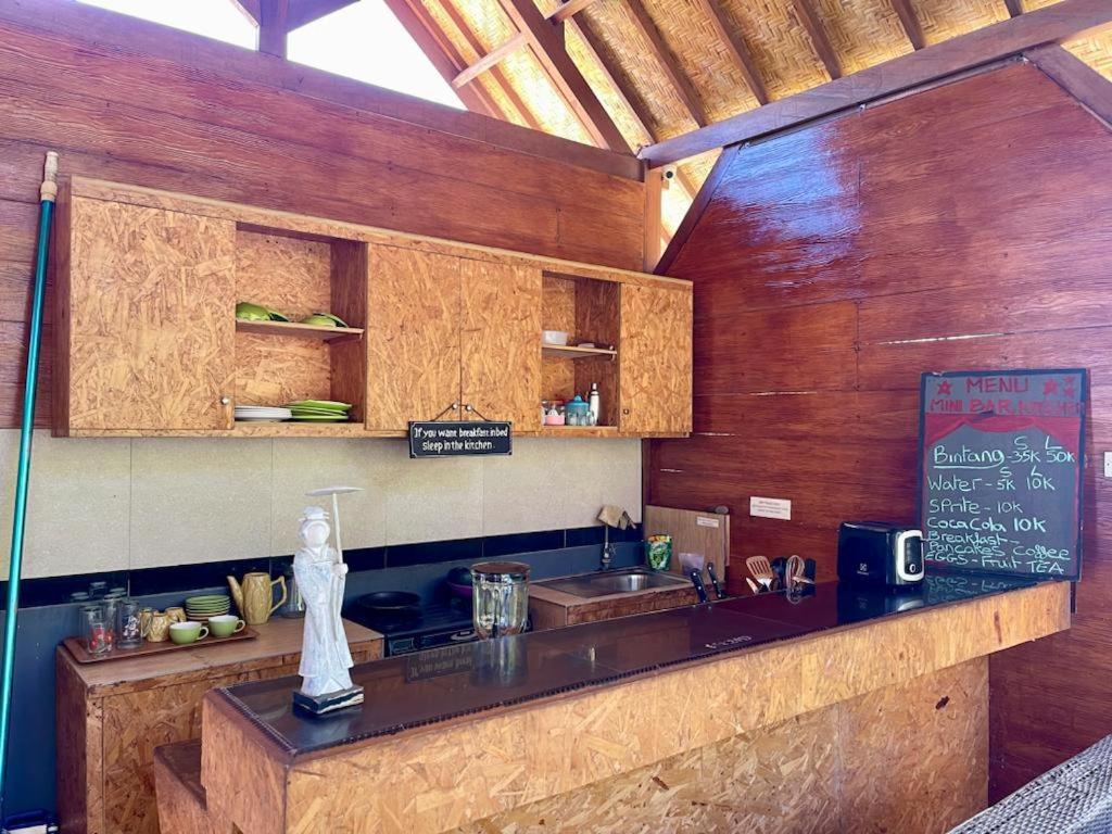 The Golden Ave Bungalow Τζίλι Τραγουανγκάν Εξωτερικό φωτογραφία